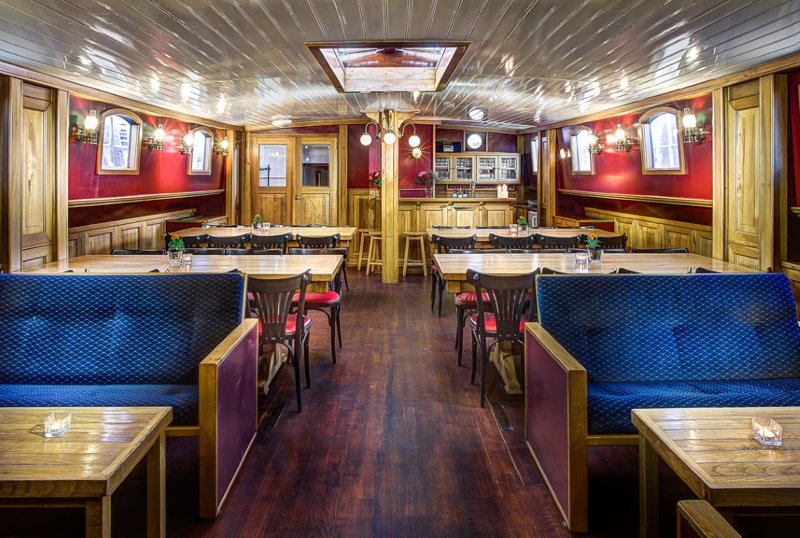 Lounge und Restaurant