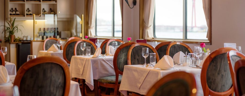 Salon Schiff Veloria